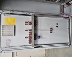 Schaltschrank Stall 2 Hybrid Ebene 1